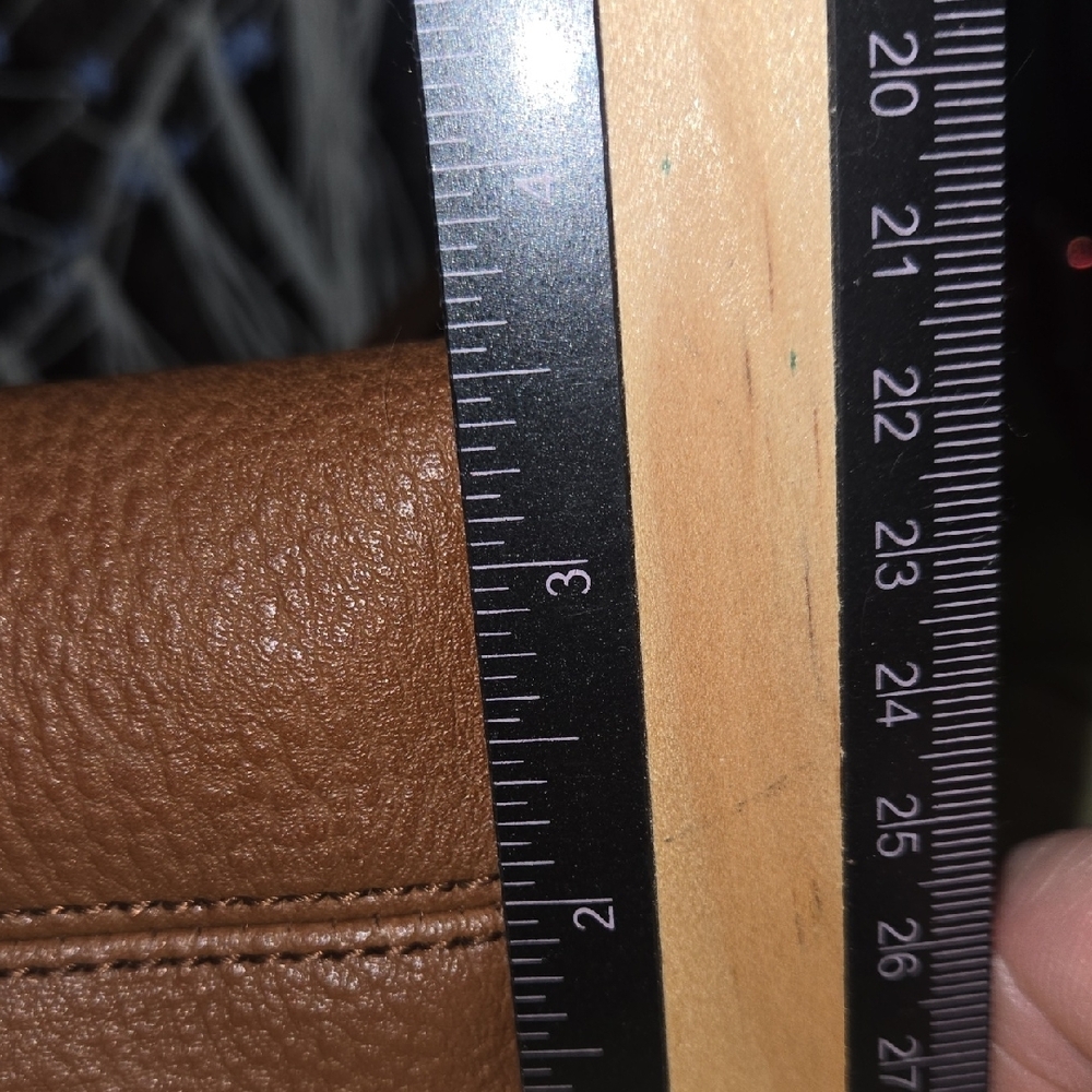 Steve Madden Tan Leatherette Chain-Accent Shoulder Bag - Picture 11 of 11